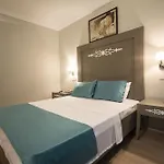 Otel Sky Nova &