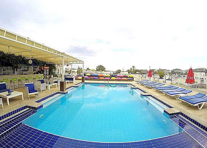 Hotell Sky Nova &