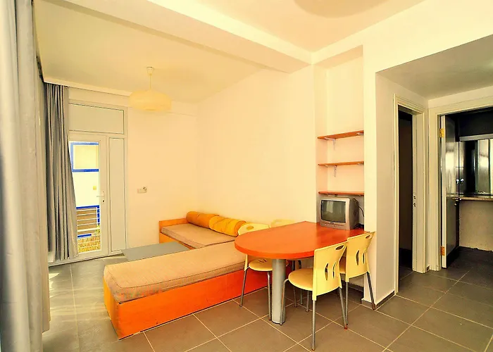 Sky Nova & Hotell