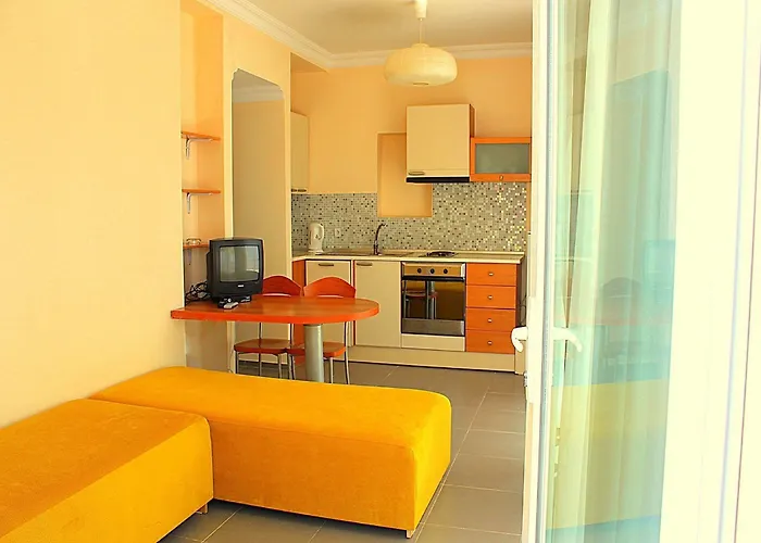 Sky Nova & Hotell
