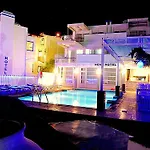 Hotel Sky Nova &