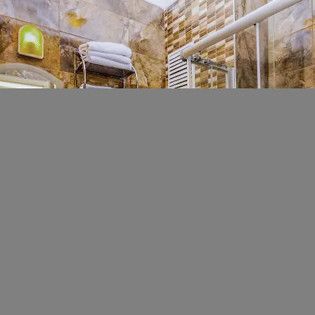 Sky Nova & Ξενοδοχείο Αλικαρνασσός