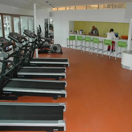 Otel Sky Nova & 3*