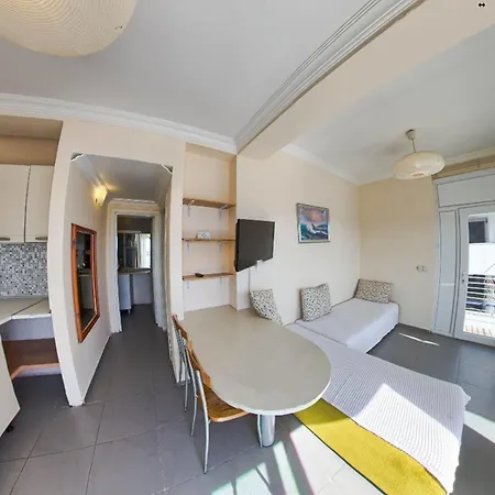 Sky Nova & Otel 3*