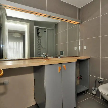 Otel Sky Nova & 3*