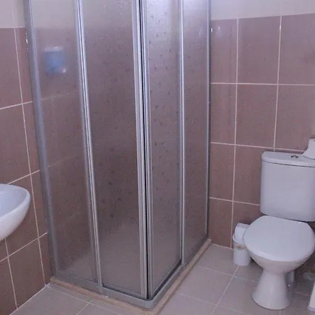 Sky Nova & Otel 3*