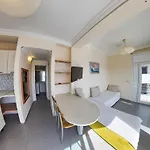 Sky Nova & Hotel 3*